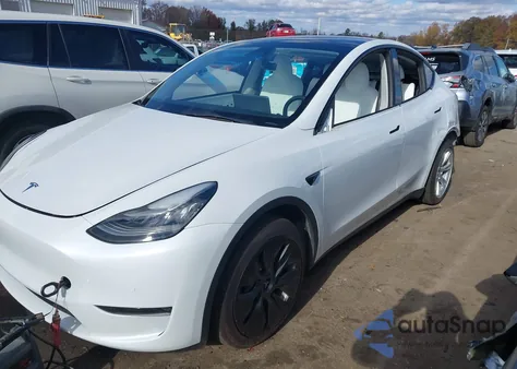 2022 Tesla Model Y Long Range Dual Motor All-Wheel Drive from USA, damaged, VIN 7SAYGAEE7NF391250